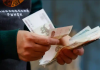 Andrei Caramitru: „În Rusia e ca pe timpul lui Ceaușescu. Populația si firmele nu au voie sa aibă valută. A început specula cu dolari si euro”