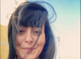 Ramona Ursu : Cum aș putea să te iert, domnule președinte, pentru toate astea și pentru multe, multe altele. Nenorocire pe care noi, domnule președinte, noi, nu tu!, o vom plăti cu viața mai departe
